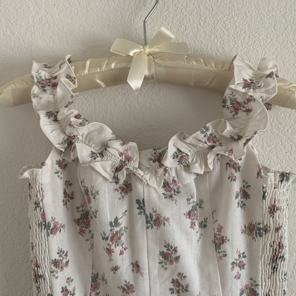 Windsor🌸 Dress - Picture 2 of 10